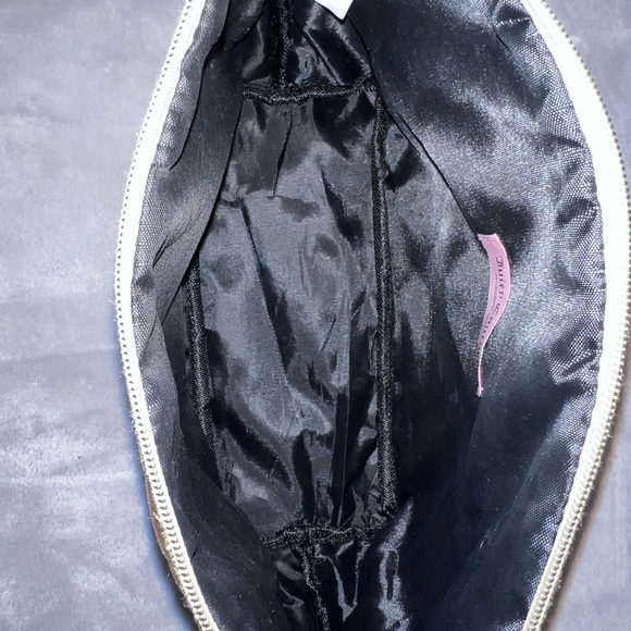 Juicy Couture Cosmetic Bag - Picture 7 of 8